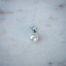 Load image into Gallery viewer, Glass Pearl Charm