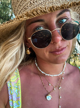 Load image into Gallery viewer, Ash Round Sunnies