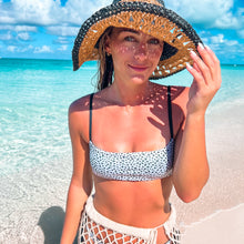 Load image into Gallery viewer, Vanilla Pebbles & Tuxedo Black FIJI Top