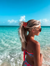 Load image into Gallery viewer, Hawaiian Hibiscus & Bright Coral SEASTAR Top