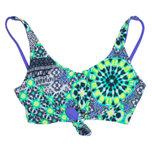 Load image into Gallery viewer, Limeade &amp; Periwinkle CALI Top
